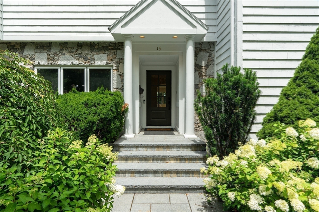 15 Marcellus Dr