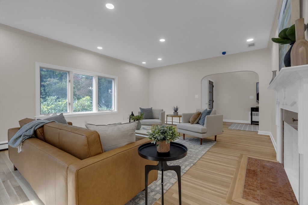 15 Marcellus Dr