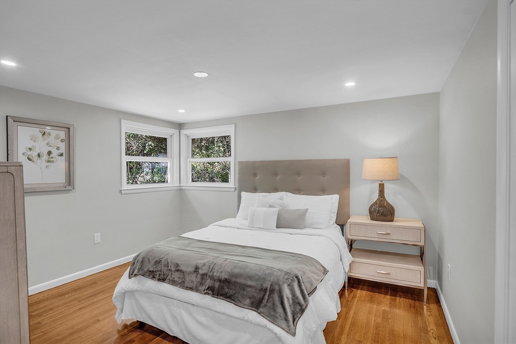 26 Arcadia Ave