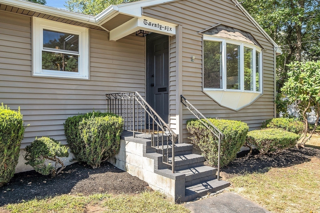 26 Arcadia Ave