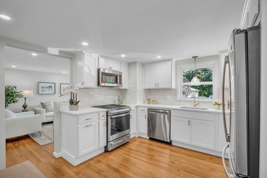 26 Arcadia Ave