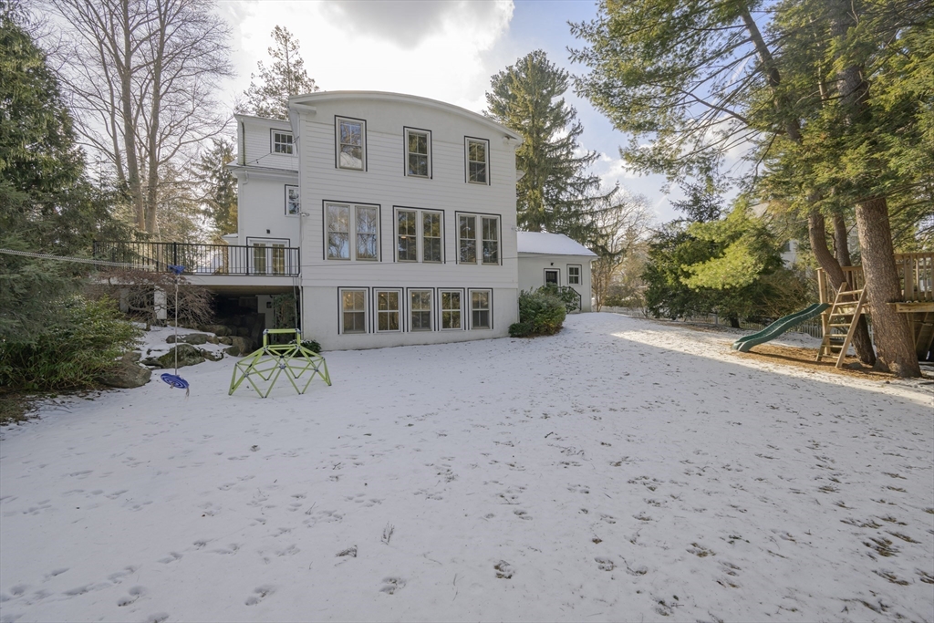 33 Hancock Ave