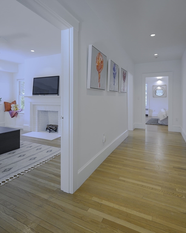 33 Hancock Ave