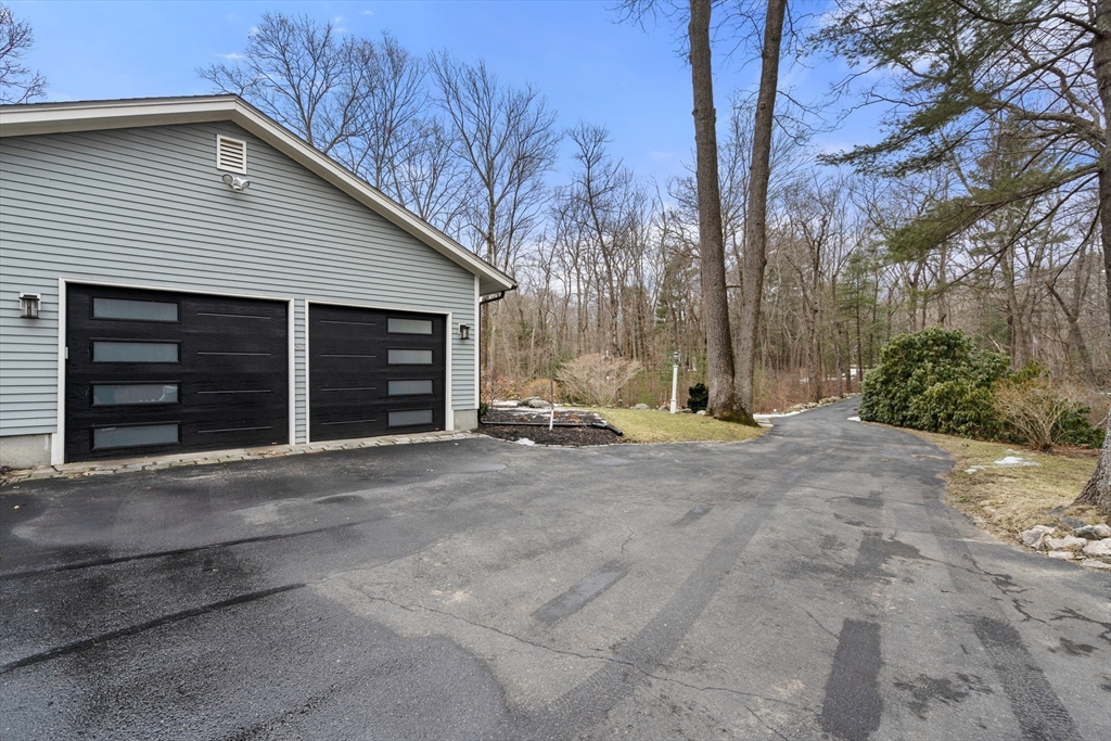 30 Trailside Rd