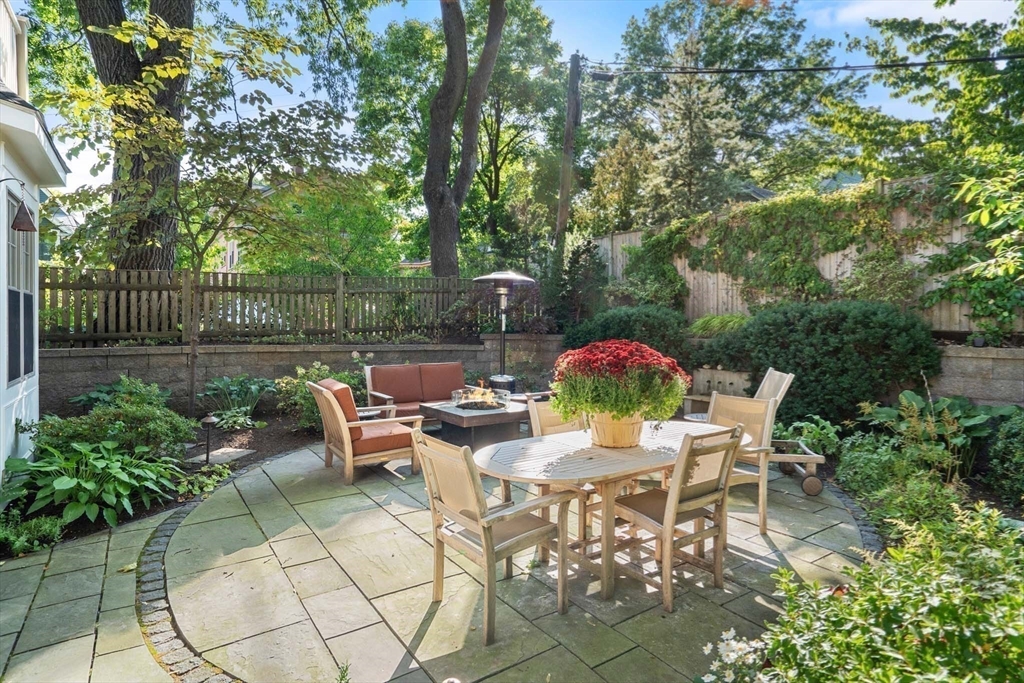 64 Toxteth St # 64