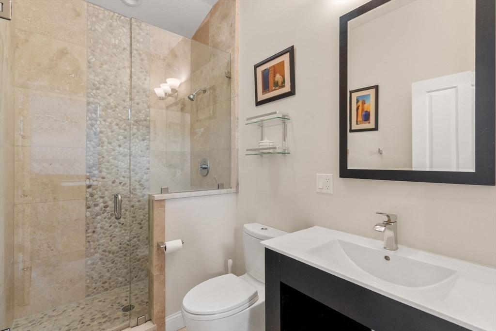 64 Toxteth St # 64