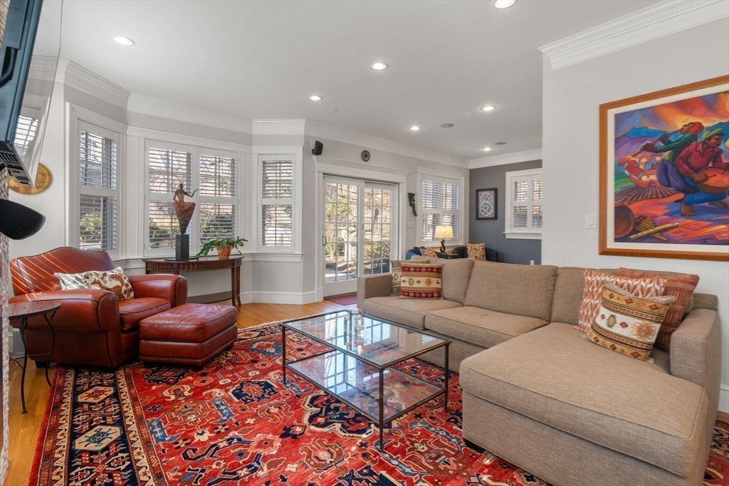 64 Toxteth St # 64
