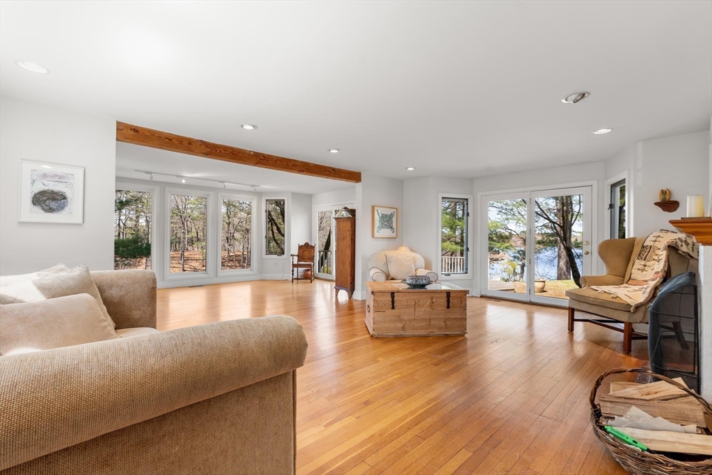 85 Kingswood Rd
