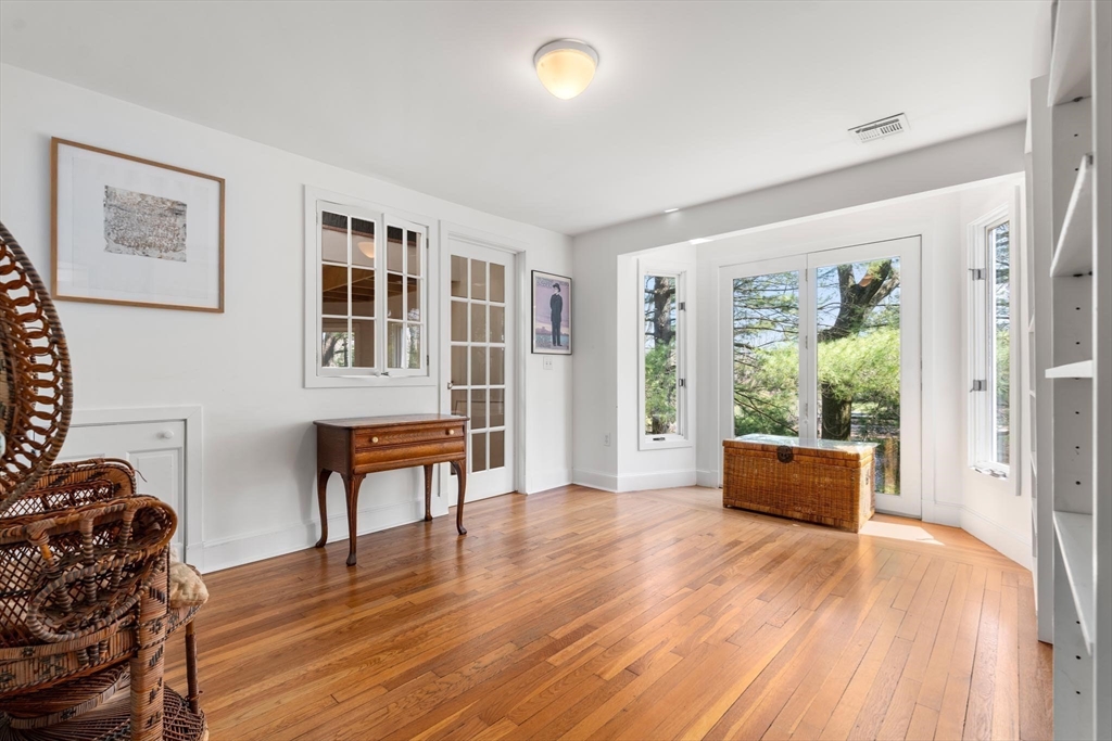 85 Kingswood Rd
