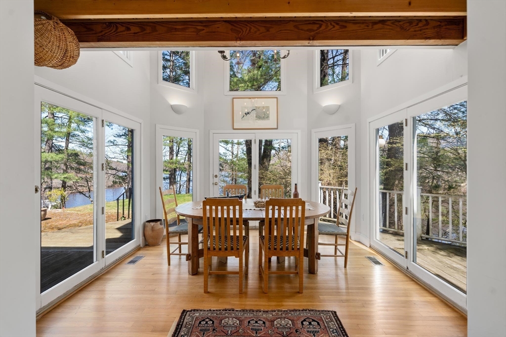 85 Kingswood Rd