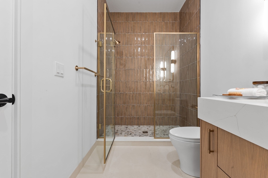 1114 Beacon St. # 109