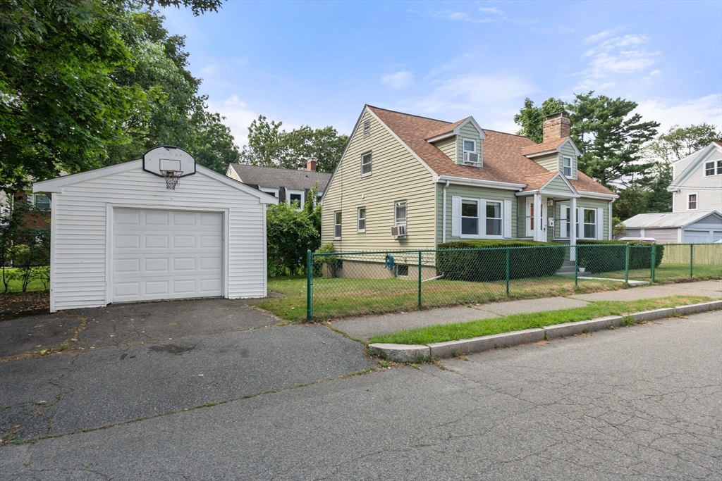 25 Saco Street