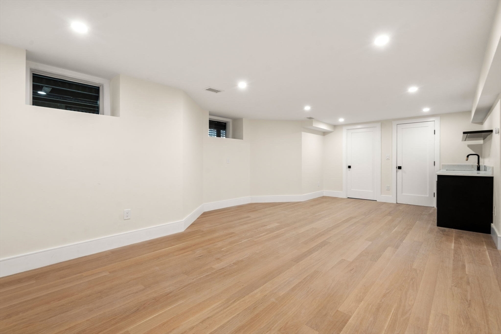 40 Sewall St