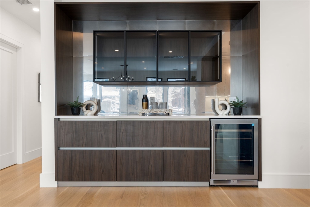 116 Thorndike St # 2