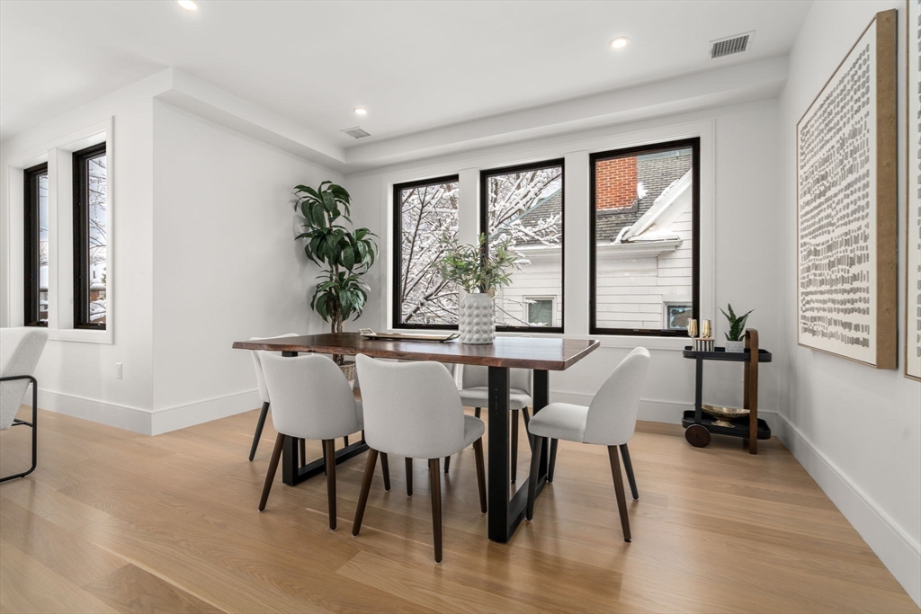 116 Thorndike St # 2