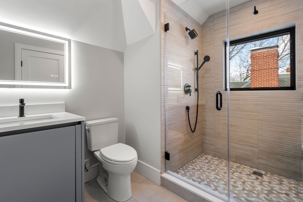 116 Thorndike St # 2