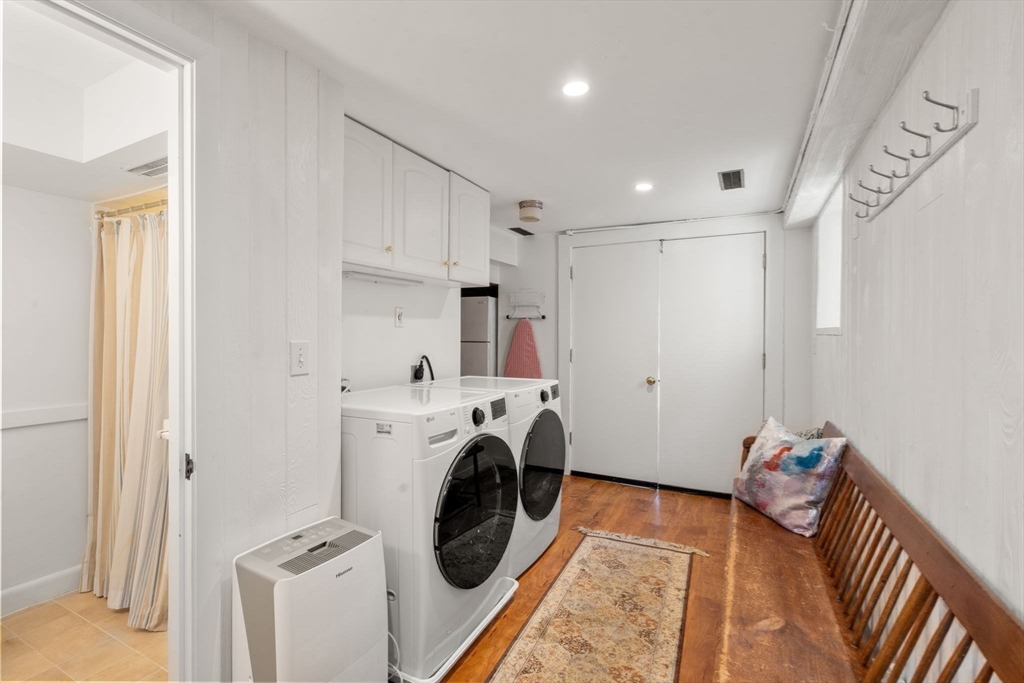 14 Standish Rd