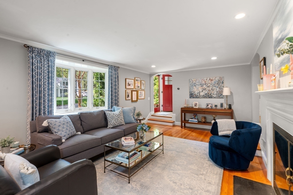 14 Standish Rd