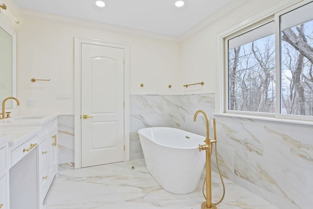 80 Doublet Hill Road