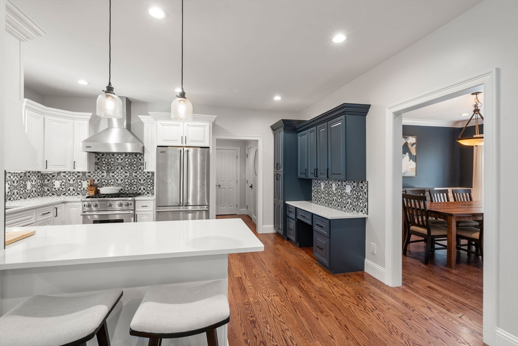 11 Shadow Ln