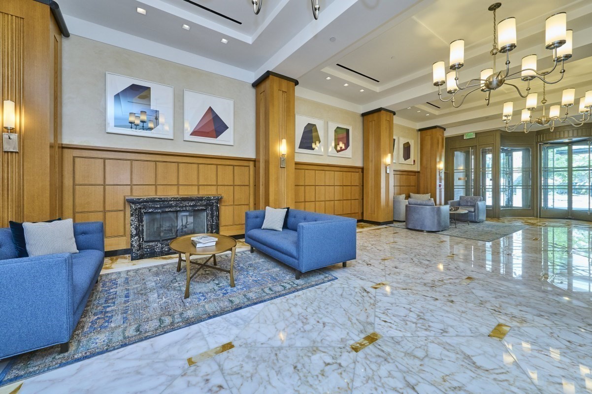 400 Stuart Street # 16K