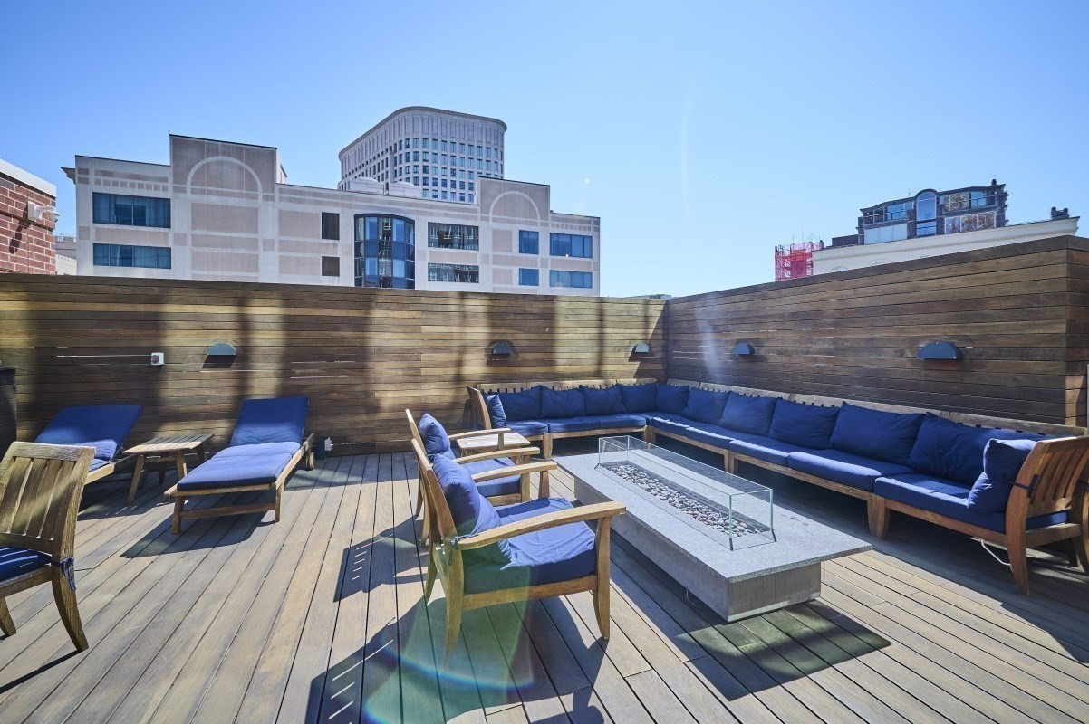 400 Stuart Street # 16K