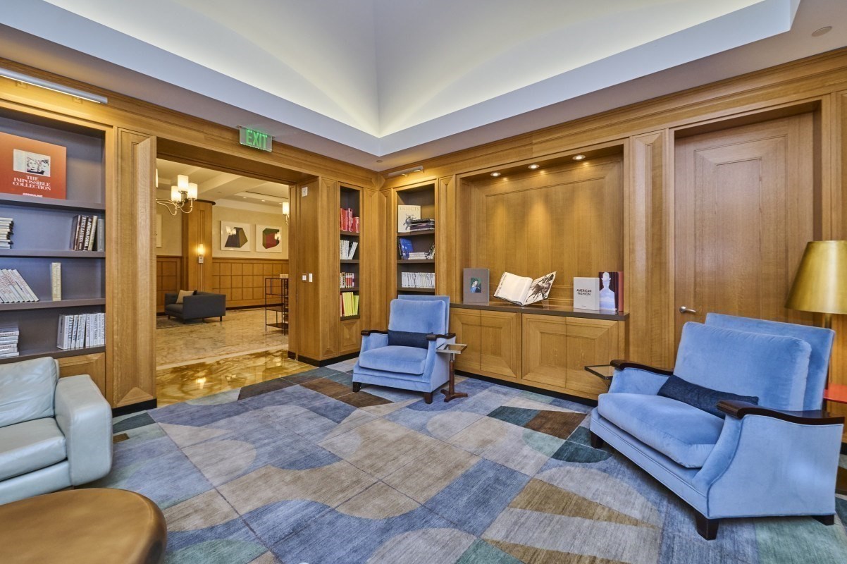 400 Stuart Street # 16K
