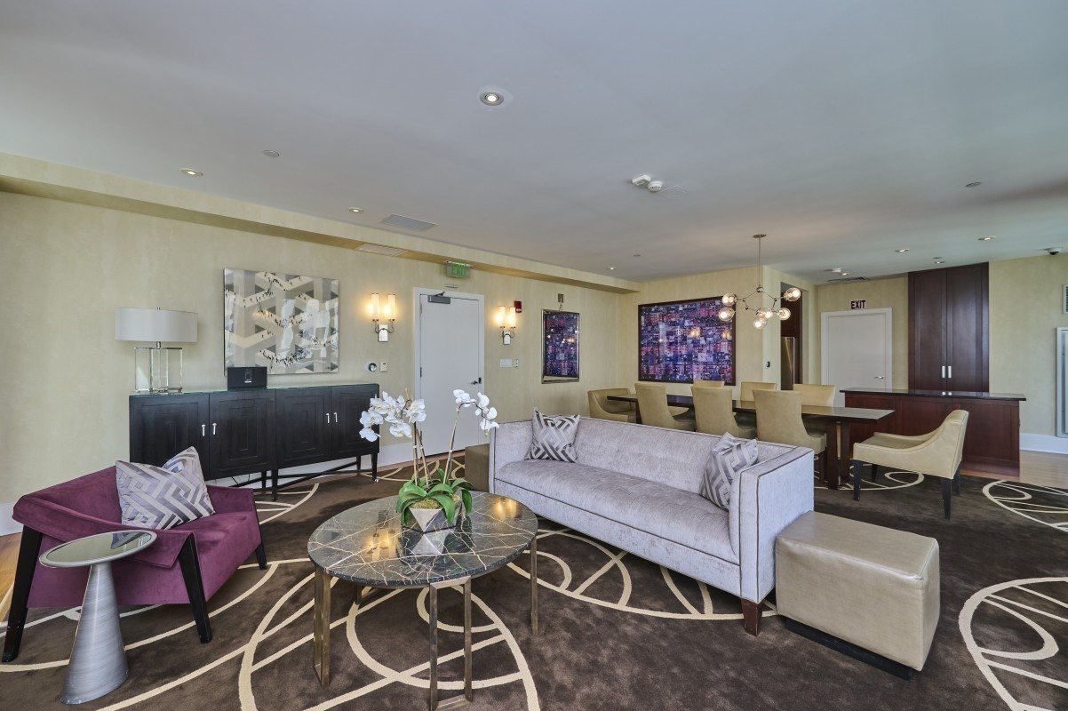400 Stuart Street # 16K