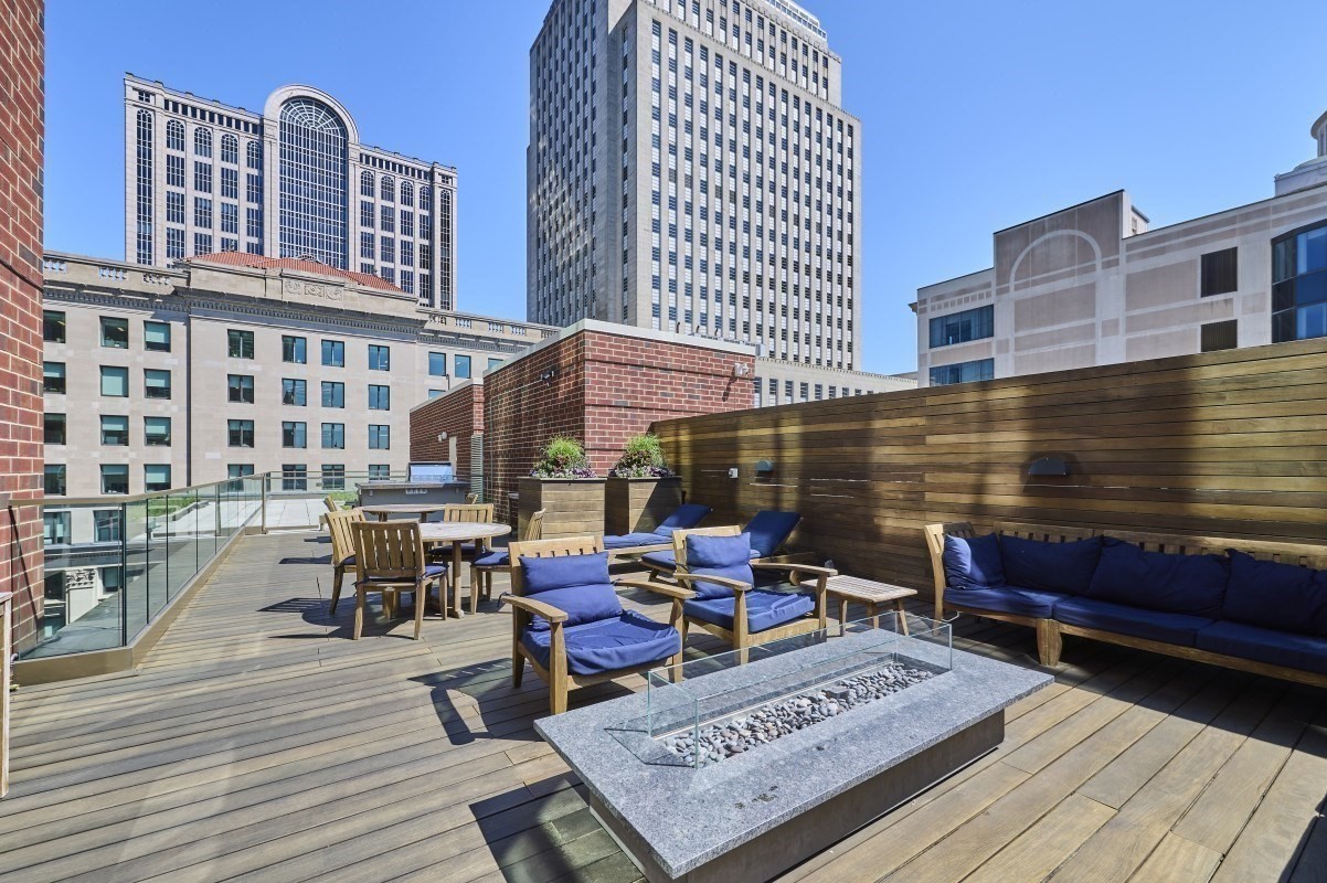 400 Stuart Street # 16K