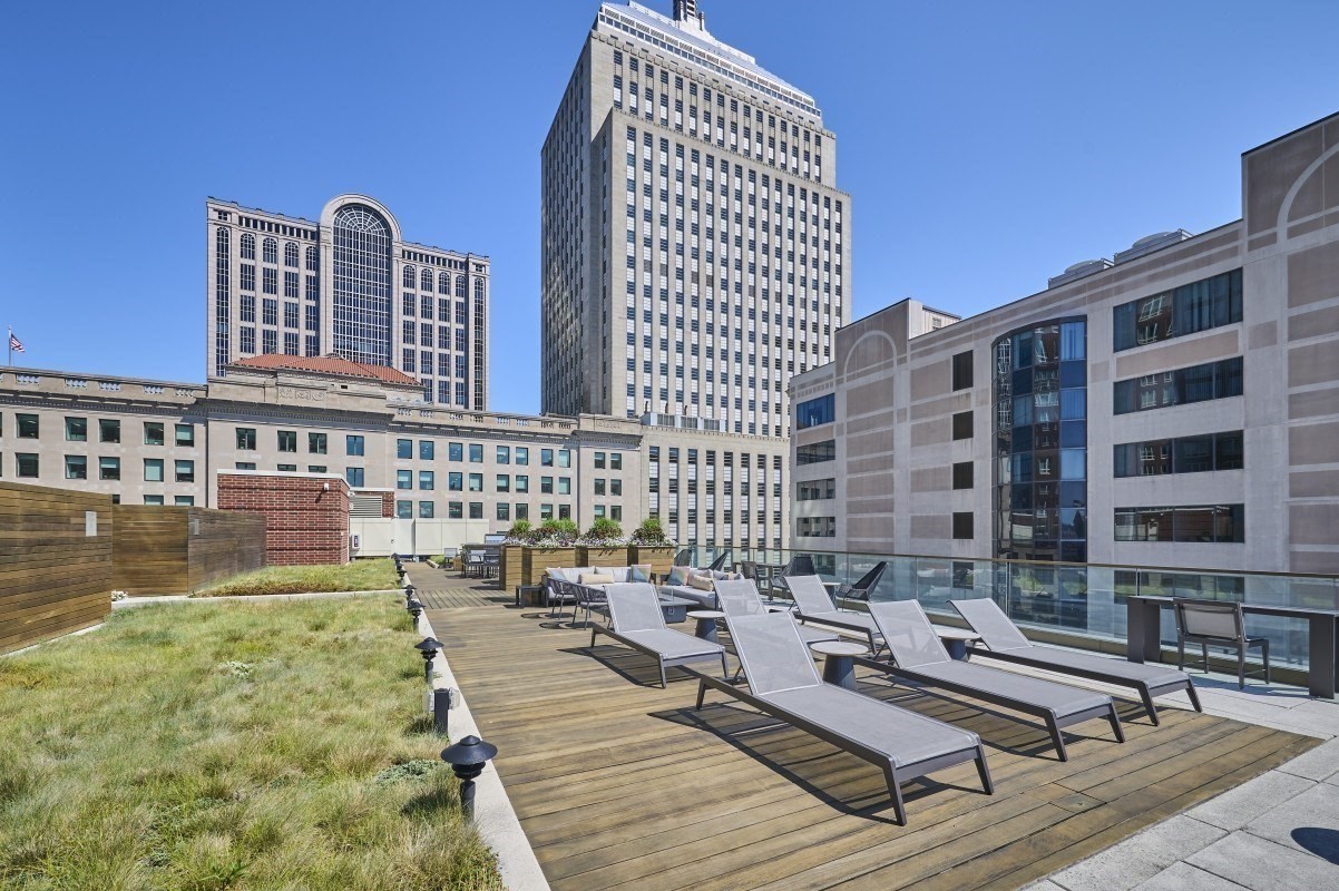 400 Stuart Street # 16K