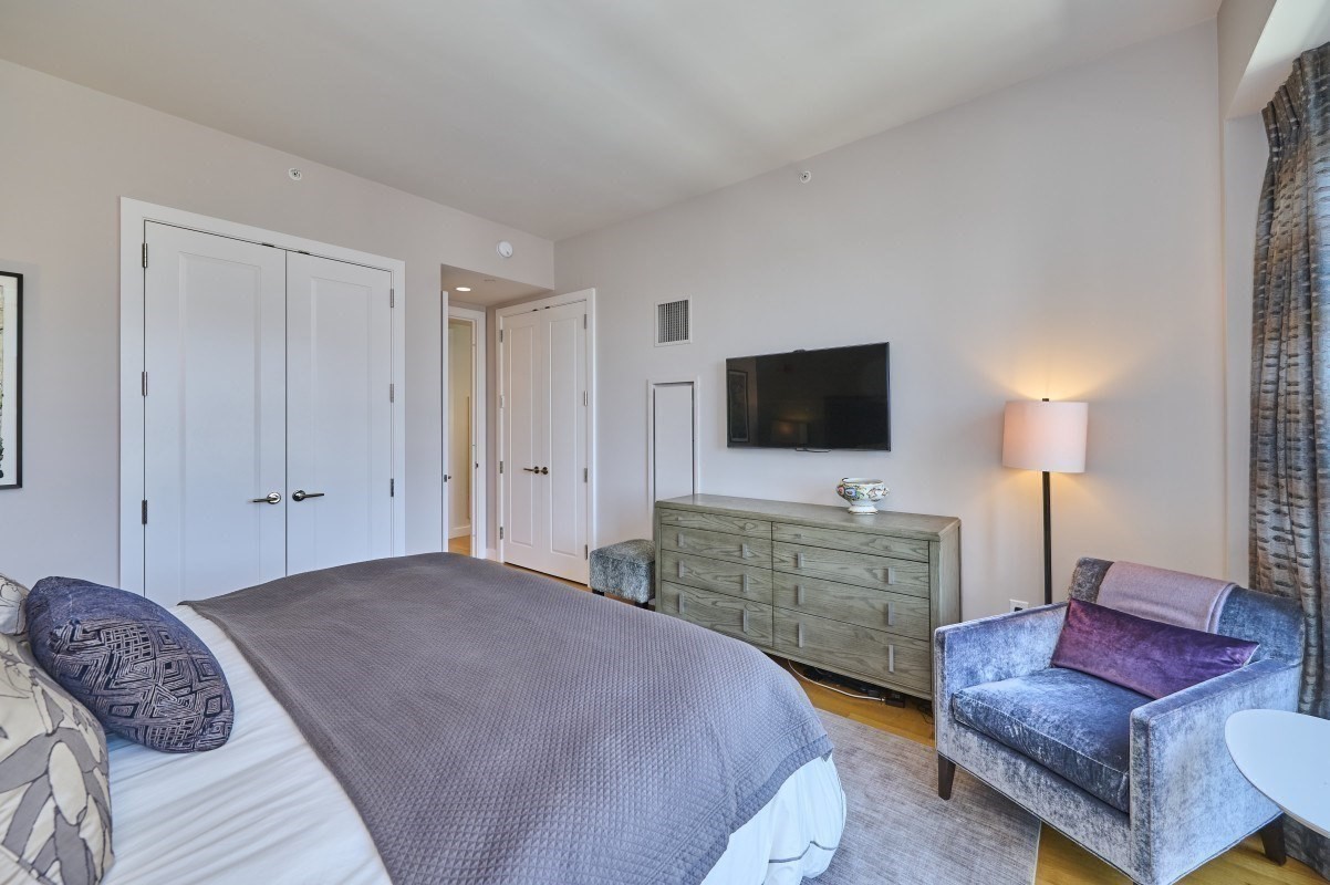 400 Stuart Street # 16K
