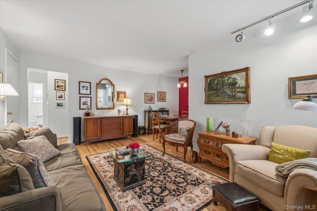 74 Edwards Street Unit: 2B