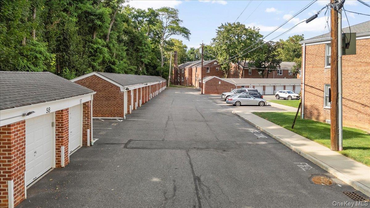 74 Edwards Street Unit: 2B