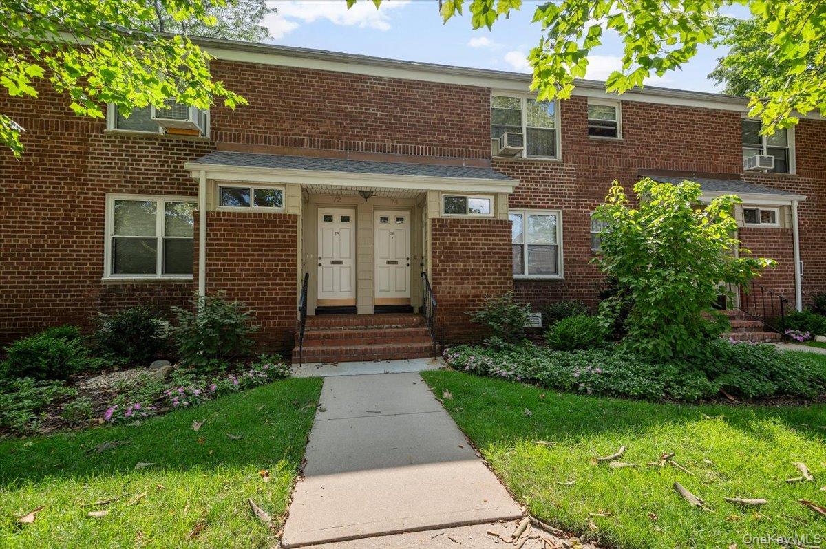 74 Edwards Street Unit: 2B