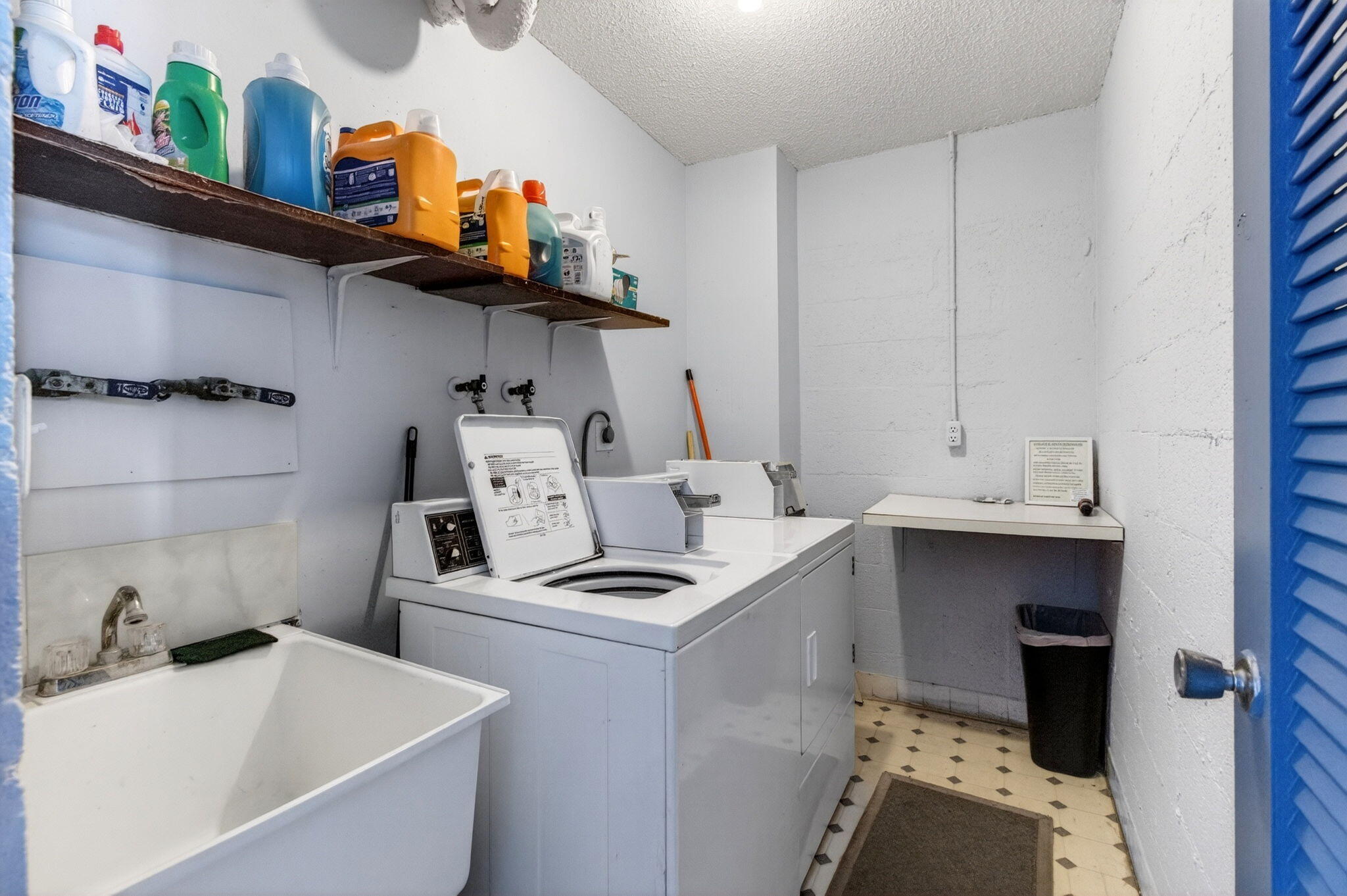 1810 New Palm Way 316