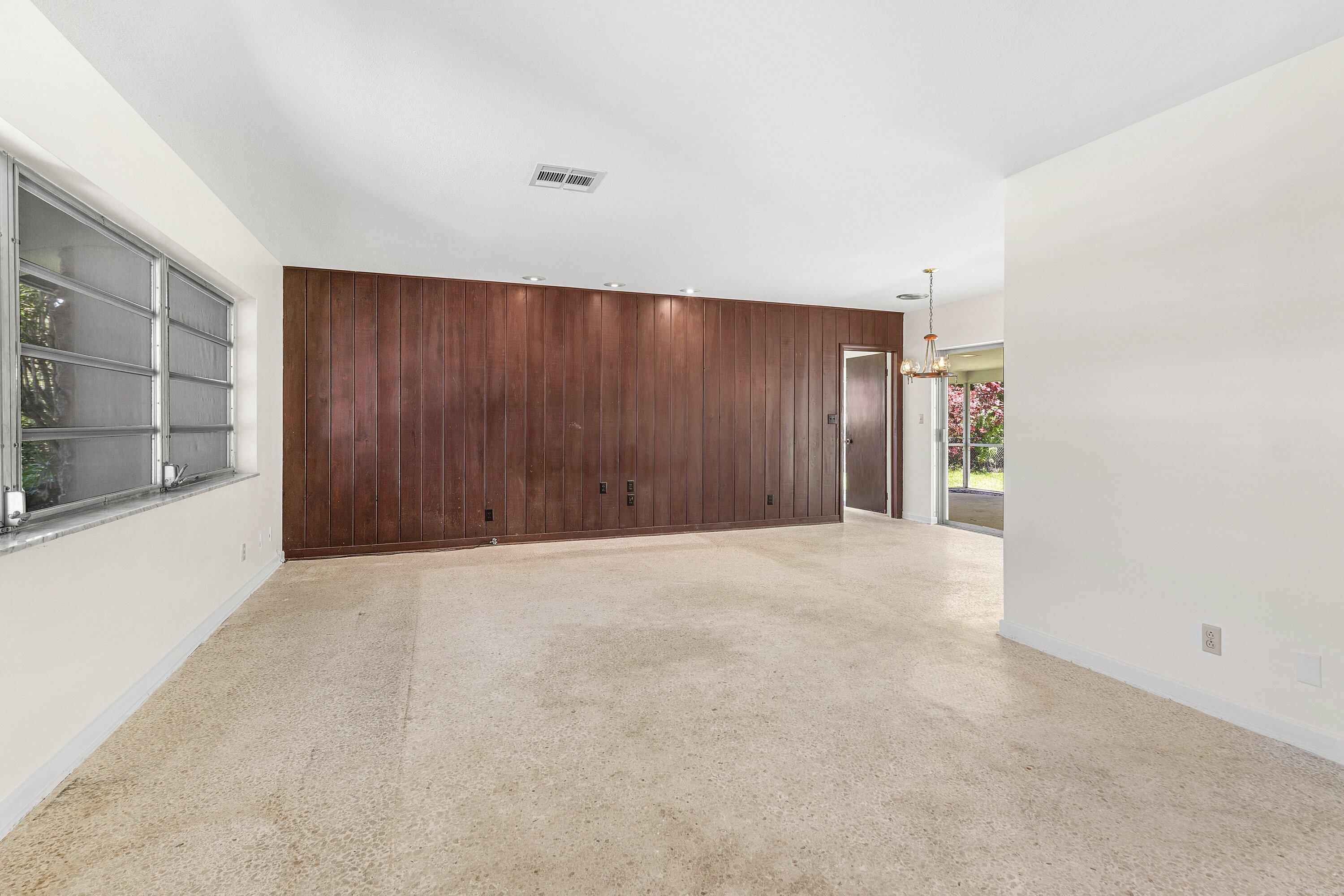 1000 NW 7th Street