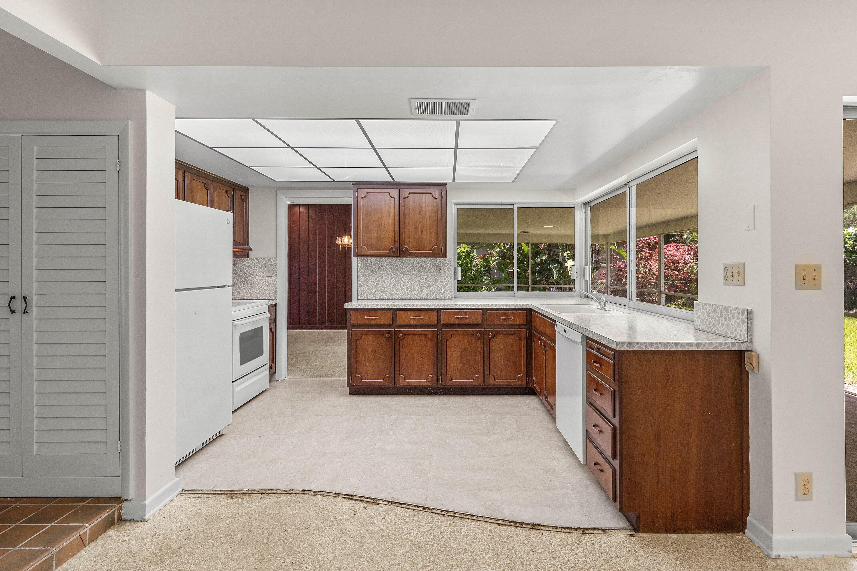 1000 NW 7th Street