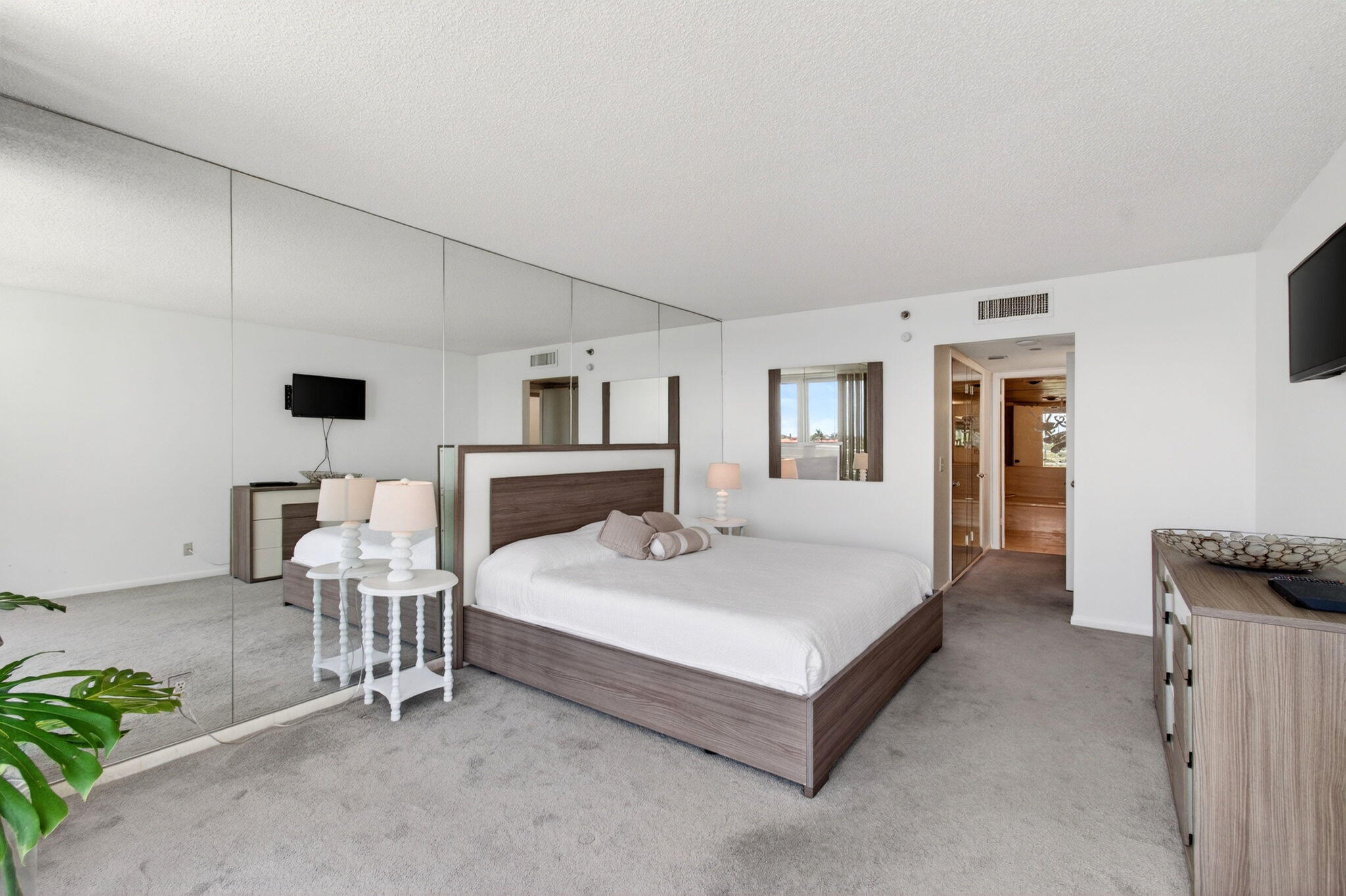 4201 N Ocean Boulevard C 307
