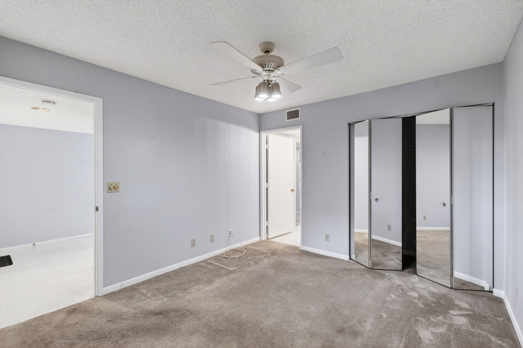 6655 Kensington Lane