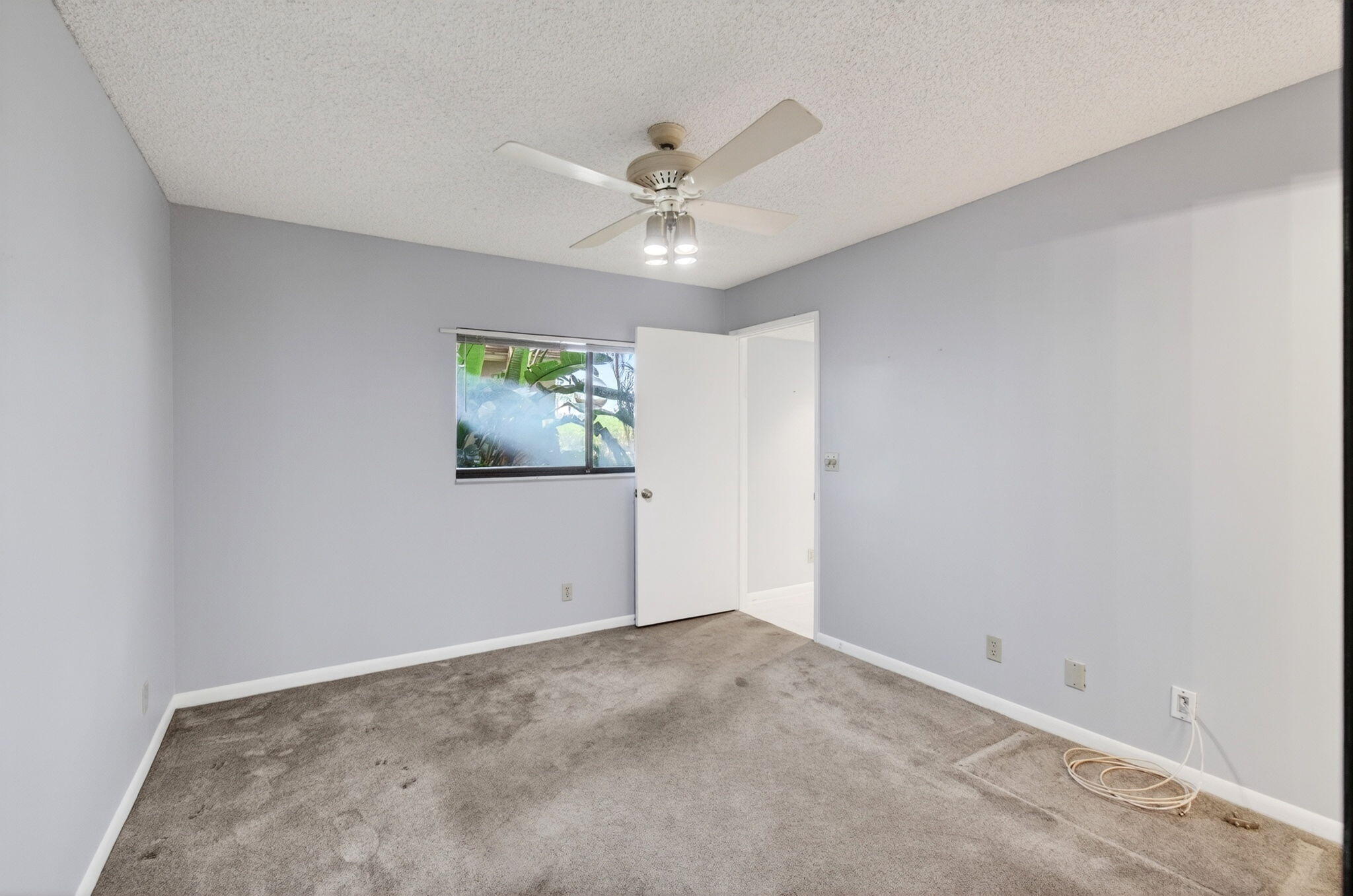 6655 Kensington Lane