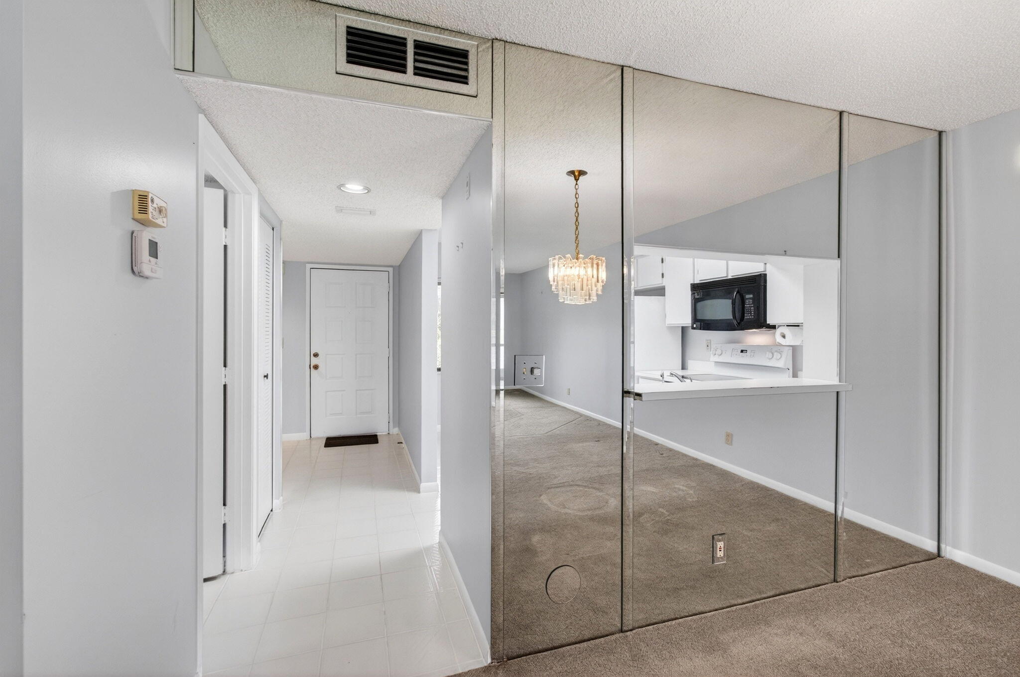 6655 Kensington Lane