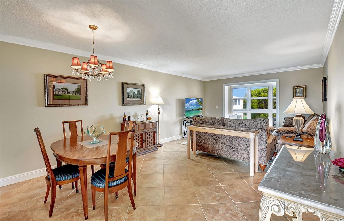 2520 NE 1st Ct 410