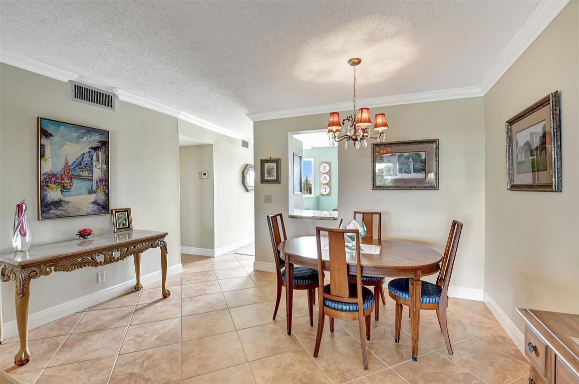 2520 NE 1st Ct 410