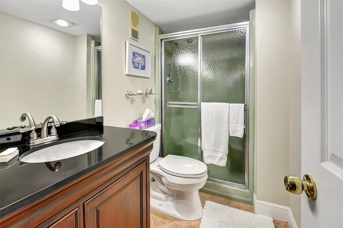 2520 NE 1st Ct 410