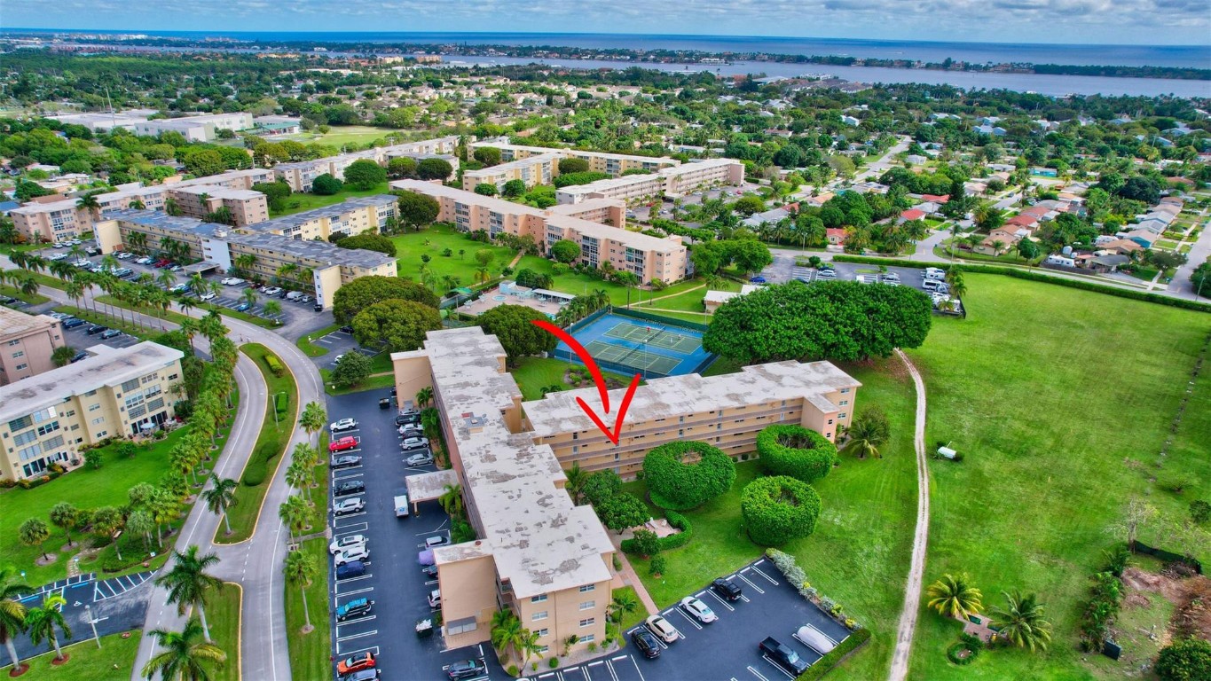 2520 NE 1st Ct 410