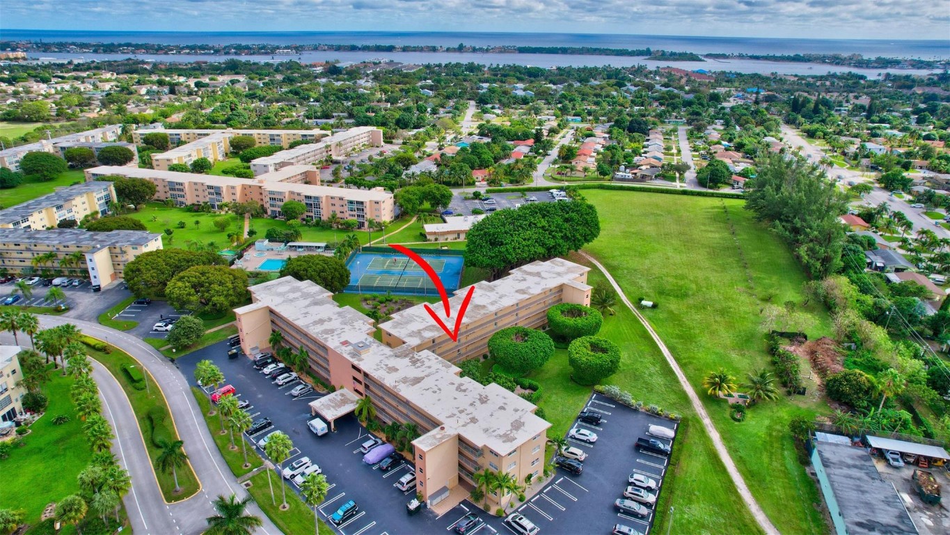 2520 NE 1st Ct 410