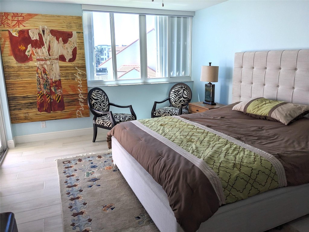 8200 E Lakeshore Dr 302