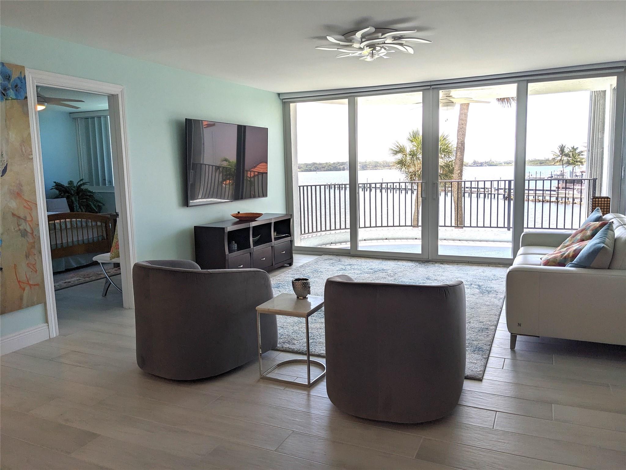 8200 E Lakeshore Dr 302