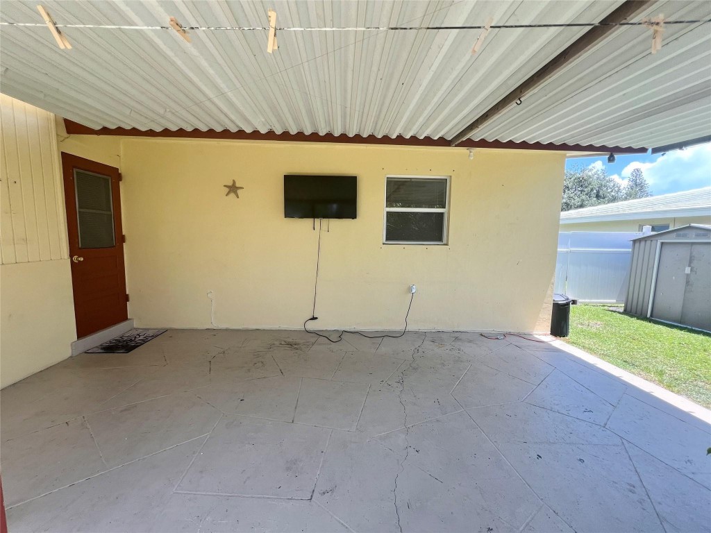 836 NE 4th Ct