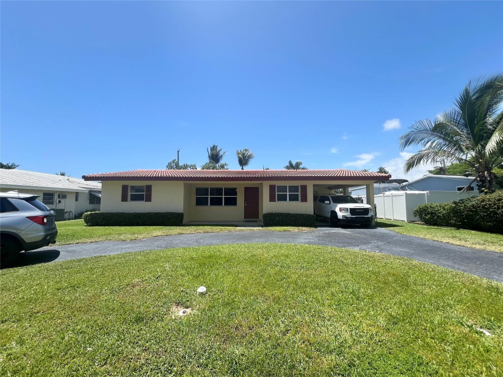 836 NE 4th Ct